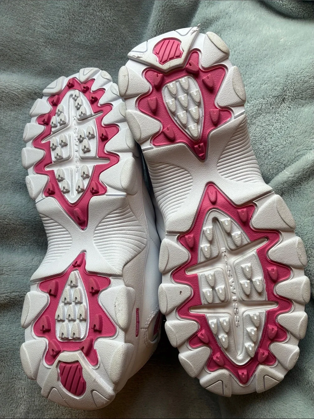 K-Swiss Women's Classic White Athletic Sneakers with Pink Accents- Size 8 - Picture 5 of 10